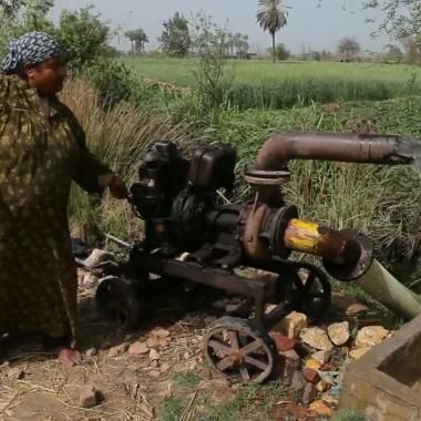 Voir la vidéo de Cassilde Brenière et l&#039;eau du Nil