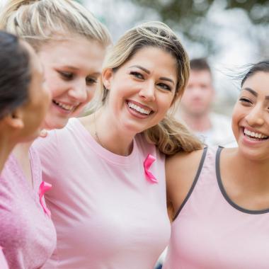 Voir la vidéo de Cancer du sein, un dépistage pas si rose