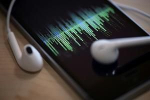 Près de 900.000 nouveaux podcasts dans le monde en 2020, le triple de 2019