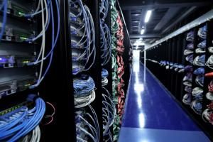 En Île-de-France, l’essor énergivore des « data centers » fait grincer des dents