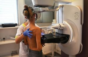 Cancer du sein : le dépistage, utile mais pas suffisant