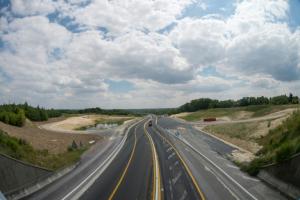  En fin de mandat, le gouvernement multiplie les projets routiers contre toute logique de transition écologique