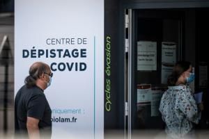  Covid : la vague de rentrée se poursuit, les hospitalisations augmentent