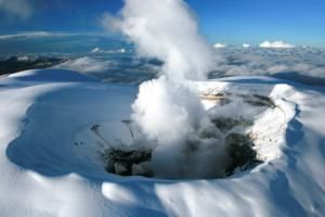 Menace d&#039;éruption volcanique en Colombie : nouvelles évacuations préventives