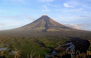 Les Philippines en alerte pour activité volcanique « dangereuse »