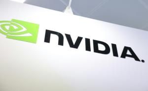  Le champion de l&#039;IA Nvidia devient la 1ère capitalisation mondiale en Bourse 