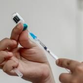 Bond des vaccinations anti-rougeole près de New York après des mesures radicales 