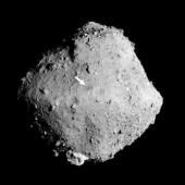 Un nouveau cratère sur Ryugu