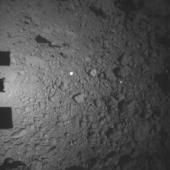 Hayabusa 2 va échantillonner Ryugu