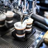 Un expresso – mais pas décaféiné – contre une maladie orpheline