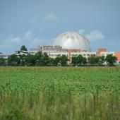 Les plus vieux réacteurs nucléaires français prolongés de 40 à 50 ans