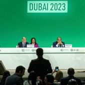 Énergies fossiles : la COP28 sous tensions à quelques heures de la fin  